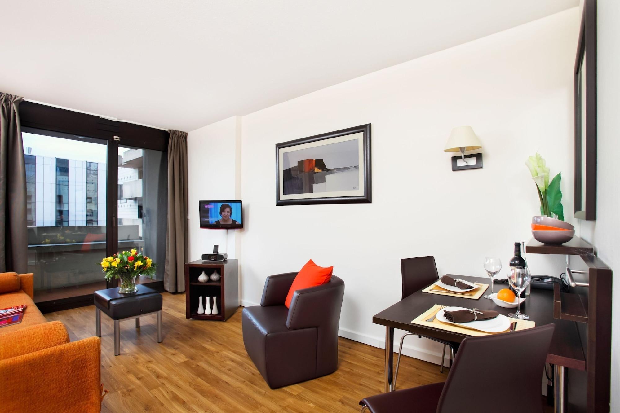 Citadines La Defense Paris Lejlighedshotel Courbevoie Eksteriør billede