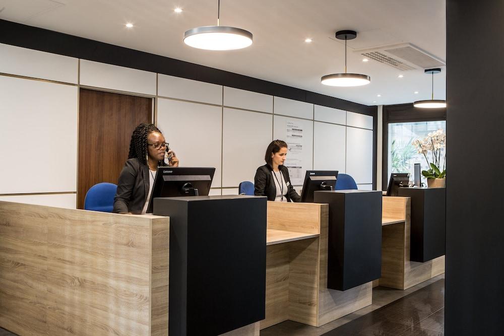 Citadines La Defense Paris Lejlighedshotel Courbevoie Eksteriør billede